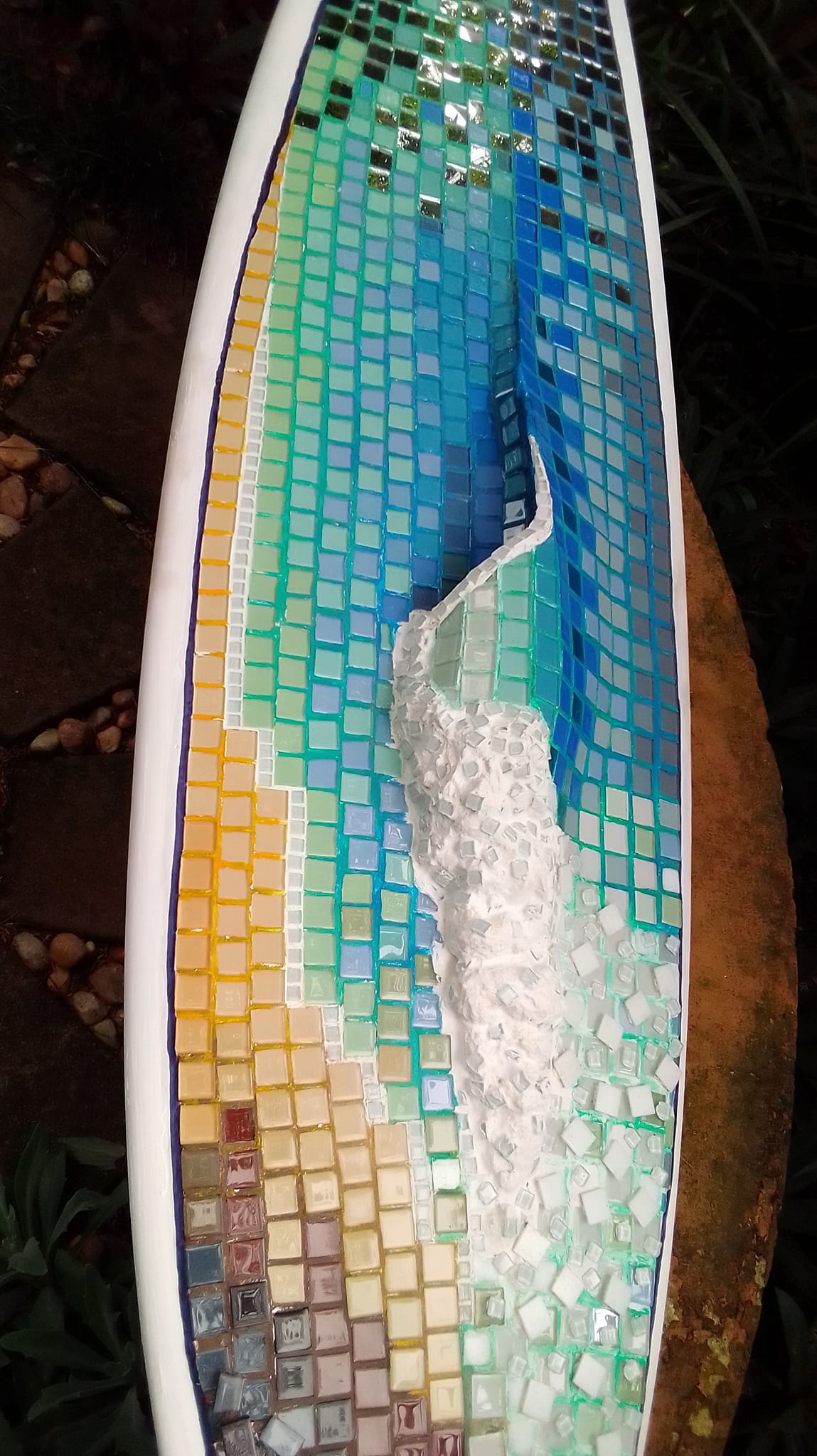 3D Mosaic Wave on Surfboard